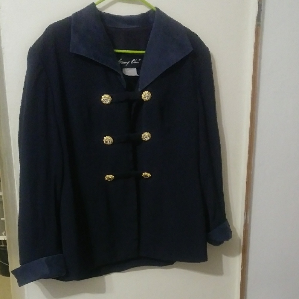 Vintage Fashionable Light Jacket